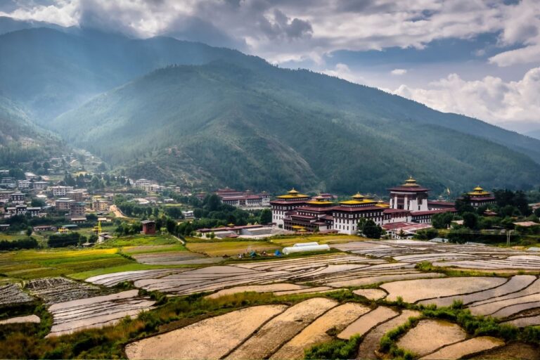 essence-of-bhutan-the-land-of-happiness-awaits-4